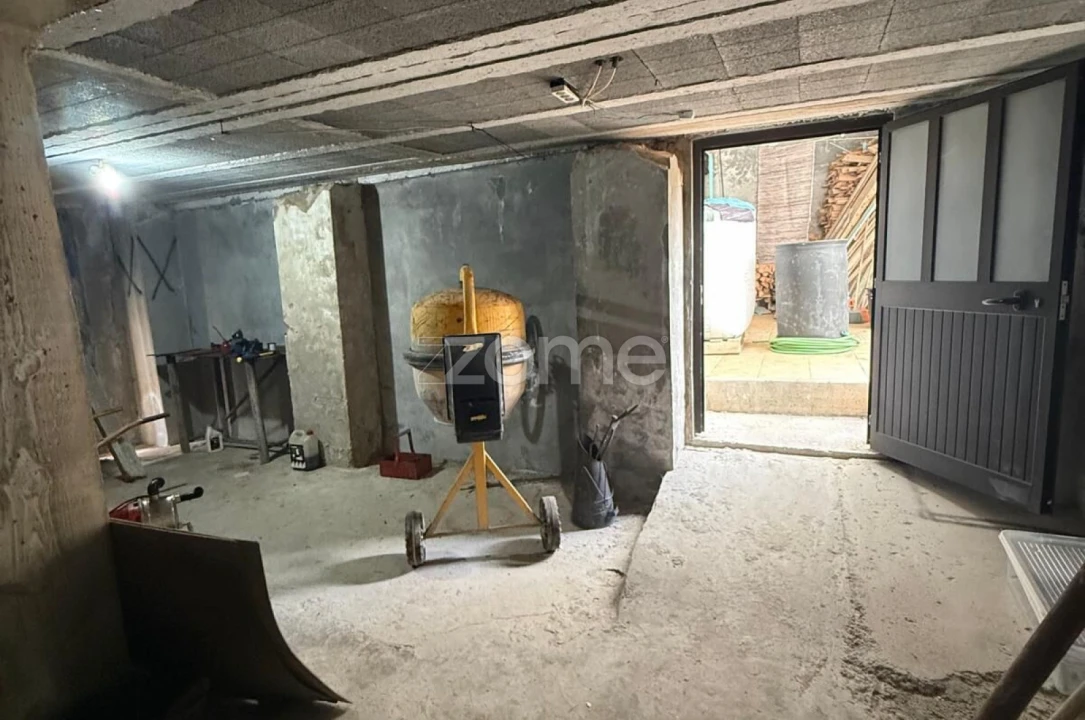 Moradia T5 para Venda em Lavos Foto 13