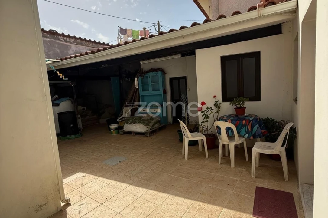 Moradia T5 para Venda em Lavos Foto 15