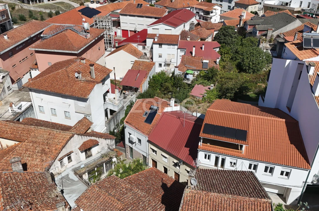 Moradia T4 para Venda em Arganil Foto 36