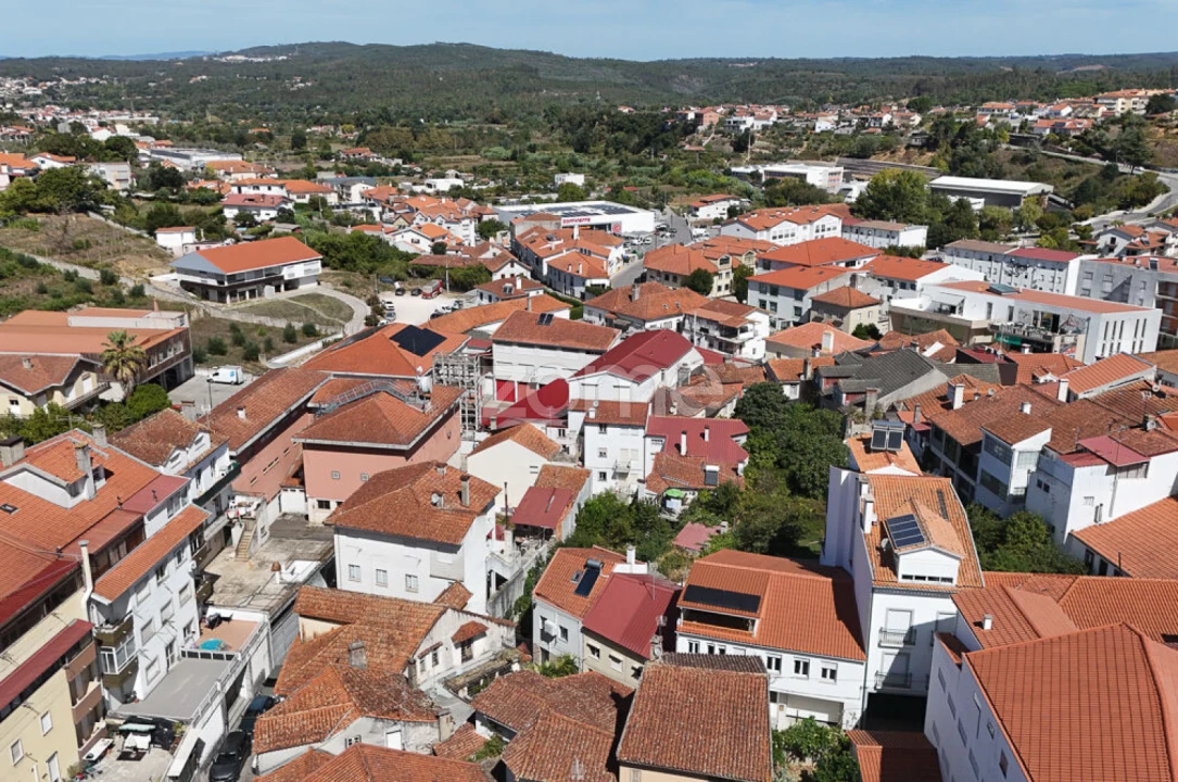 Moradia T4 para Venda em Arganil Foto 38