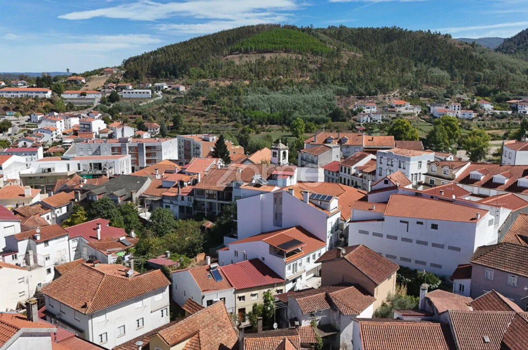 Moradia T4 para Venda em Arganil Foto 39