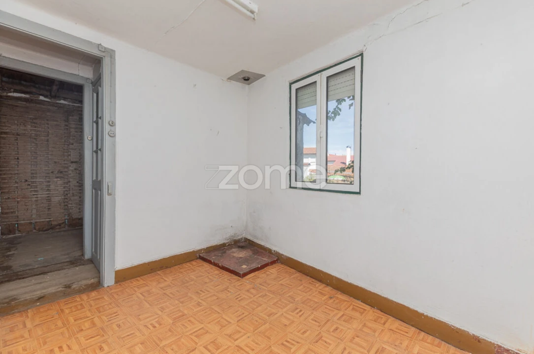 Moradia T4 para Venda em Arganil Foto 17