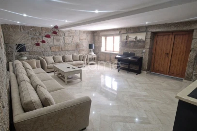 Moradia T2 para Venda em Nelas