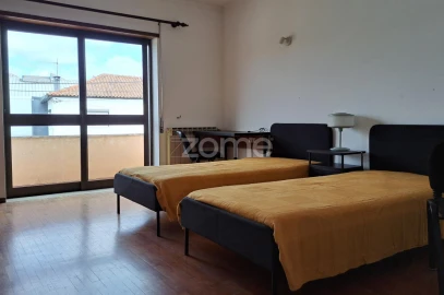 Moradia T1 para Arrendamento em Marrazes e Barosa