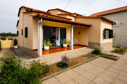 Moradia T4 para Venda em Santiago