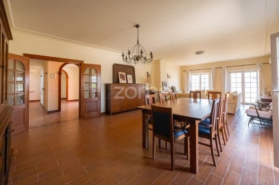 Moradia T4 para Venda em Quinta do Anjo