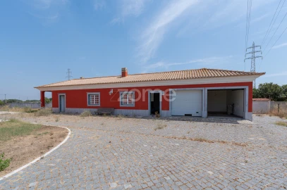 Moradia T4 para Venda em Quinta do Anjo
