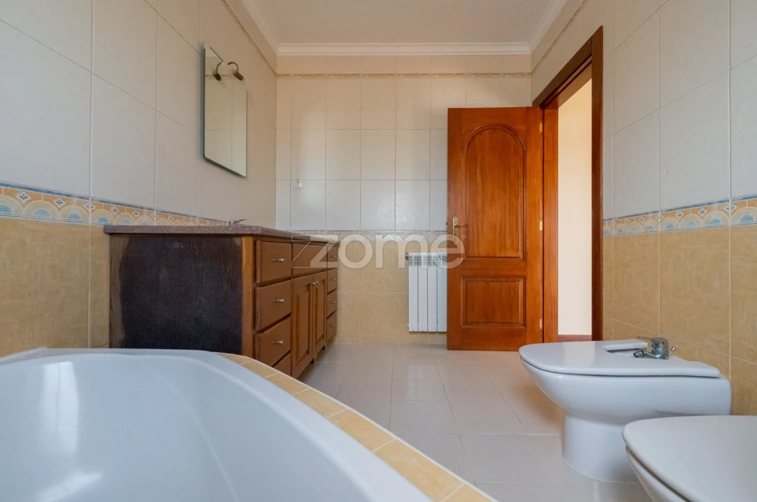 Moradia T4 para Venda em Quinta do Anjo Foto 57