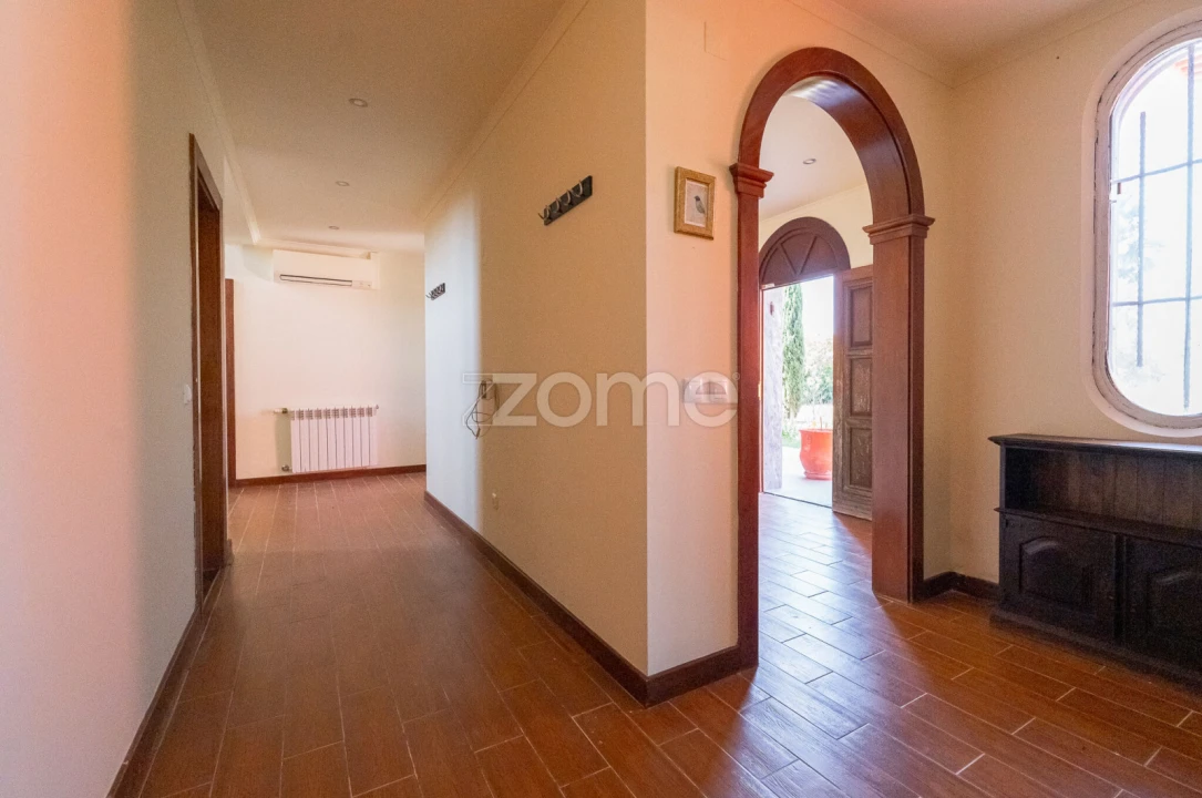 Moradia T4 para Venda em Quinta do Anjo Foto 4