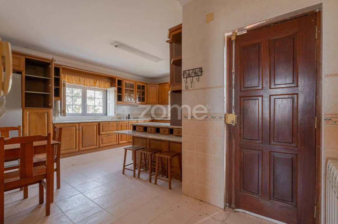 Moradia T4 para Venda em Quinta do Anjo Foto 16