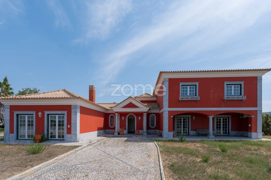 Moradia T4 para Venda em Quinta do Anjo Foto 1