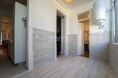 Apartamento T3 para Venda em Campo de Ourique