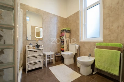 Apartamento T3 para Venda em Campo de Ourique