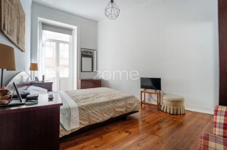 Apartamento T3 para Venda em Campo de Ourique Foto 18