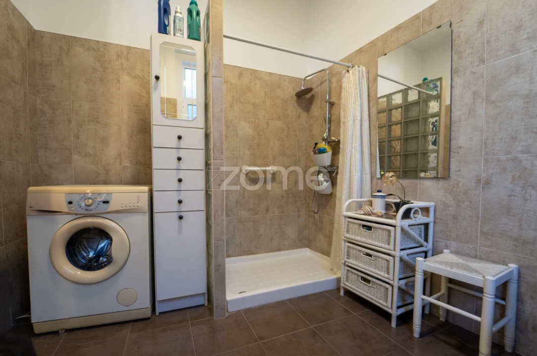 Apartamento T3 para Venda em Campo de Ourique Foto 9