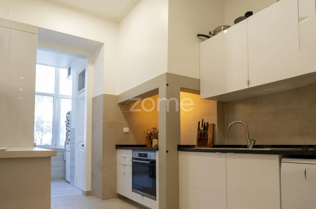 Apartamento T3 para Venda em Campo de Ourique Foto 12