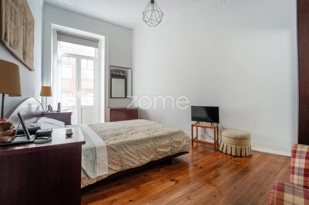Apartamento T3 para Venda em Campo de Ourique Foto 18