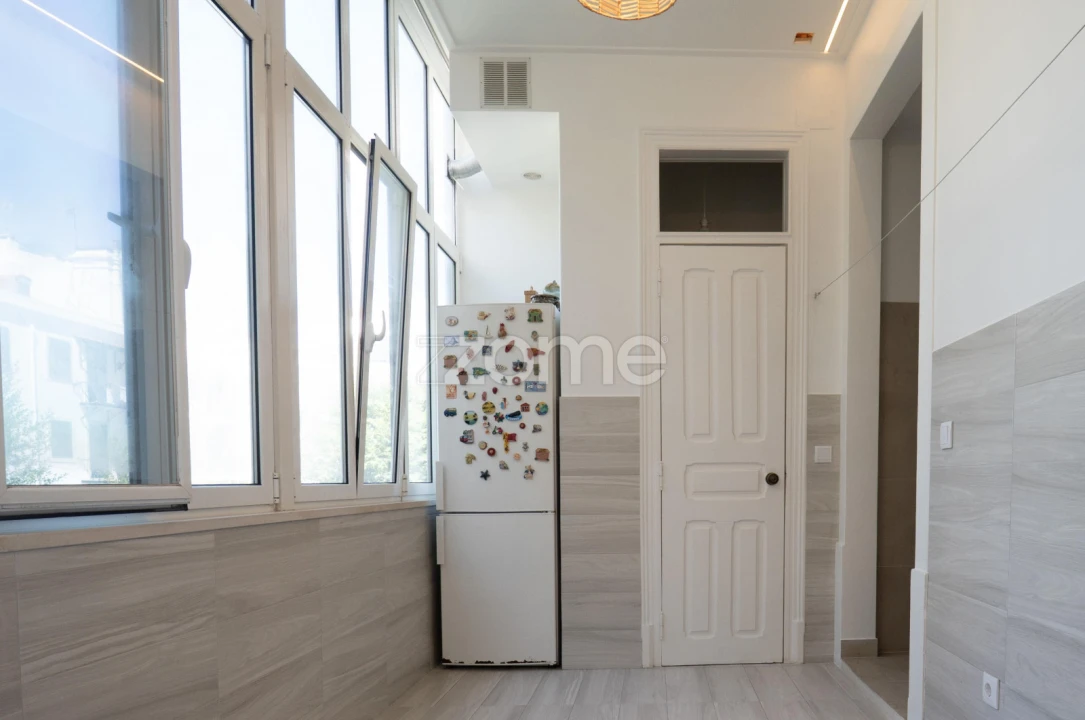 Apartamento T3 para Venda em Campo de Ourique Foto 16