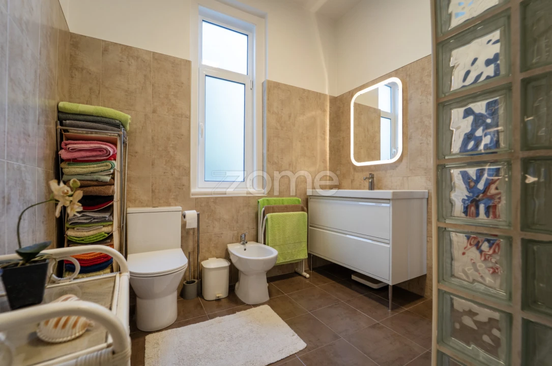 Apartamento T3 para Venda em Campo de Ourique Foto 8