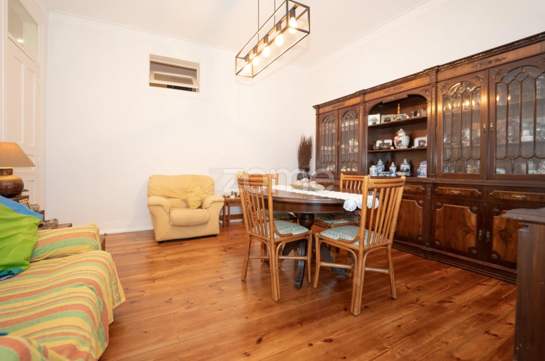 Apartamento T3 para Venda em Campo de Ourique Foto 4