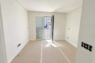 Apartamento T3 para Venda em Avenidas Novas