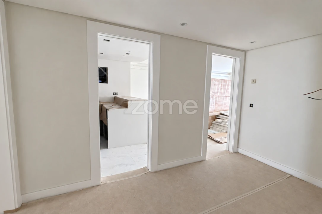 Apartamento T3 para Venda em Avenidas Novas Foto 10