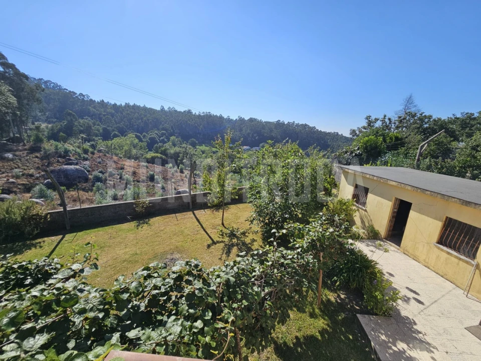 Moradia T4 para Venda em Espinho Foto 6
