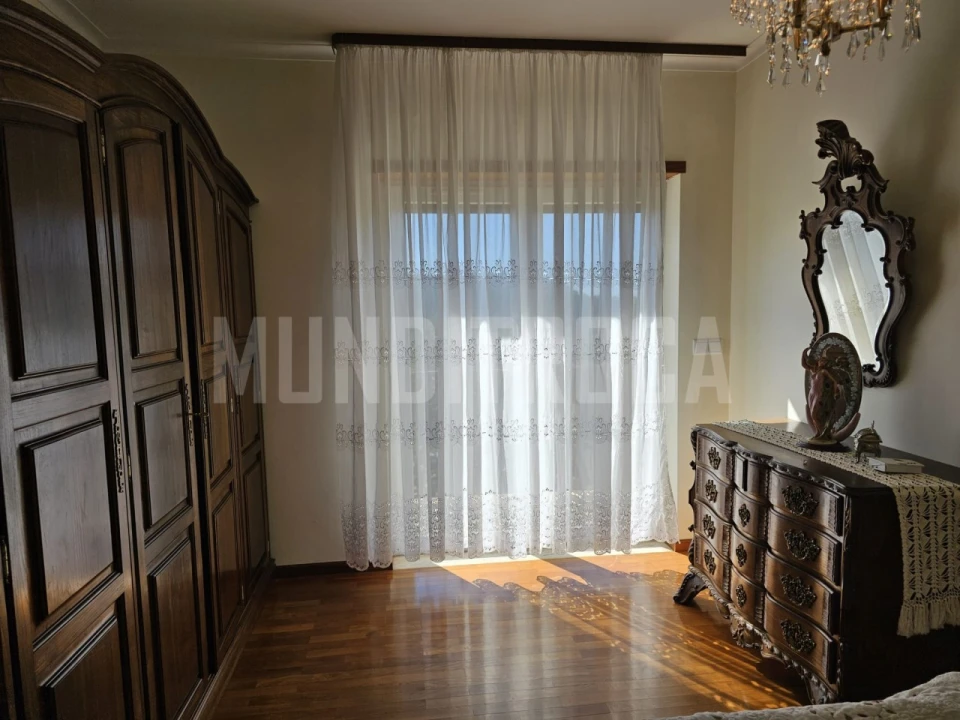 Moradia T4 para Venda em Espinho Foto 18