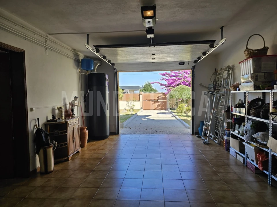Moradia T4 para Venda em Espinho Foto 30