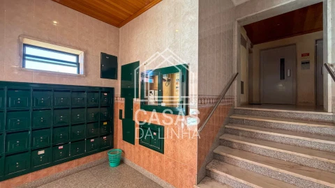 Apartamento T2 para Arrendamento em Cacém e São Marcos