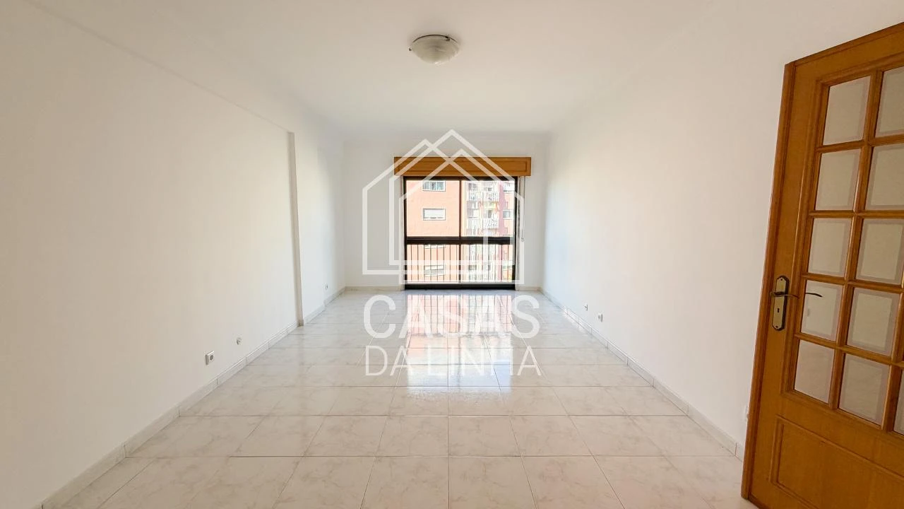 Apartamento T2 para Arrendamento em Cacém e São Marcos Foto 7