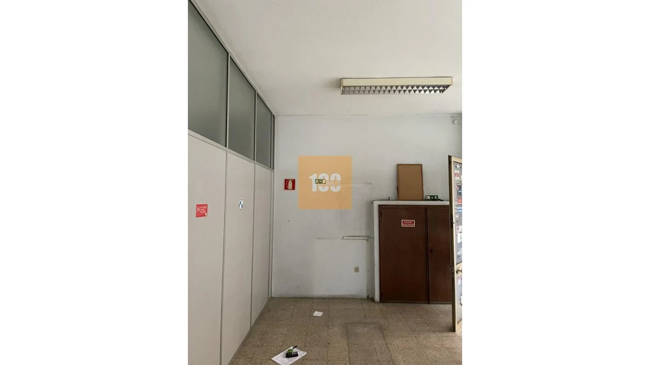 Apartamento T2 para Venda em Bonfim Foto 18