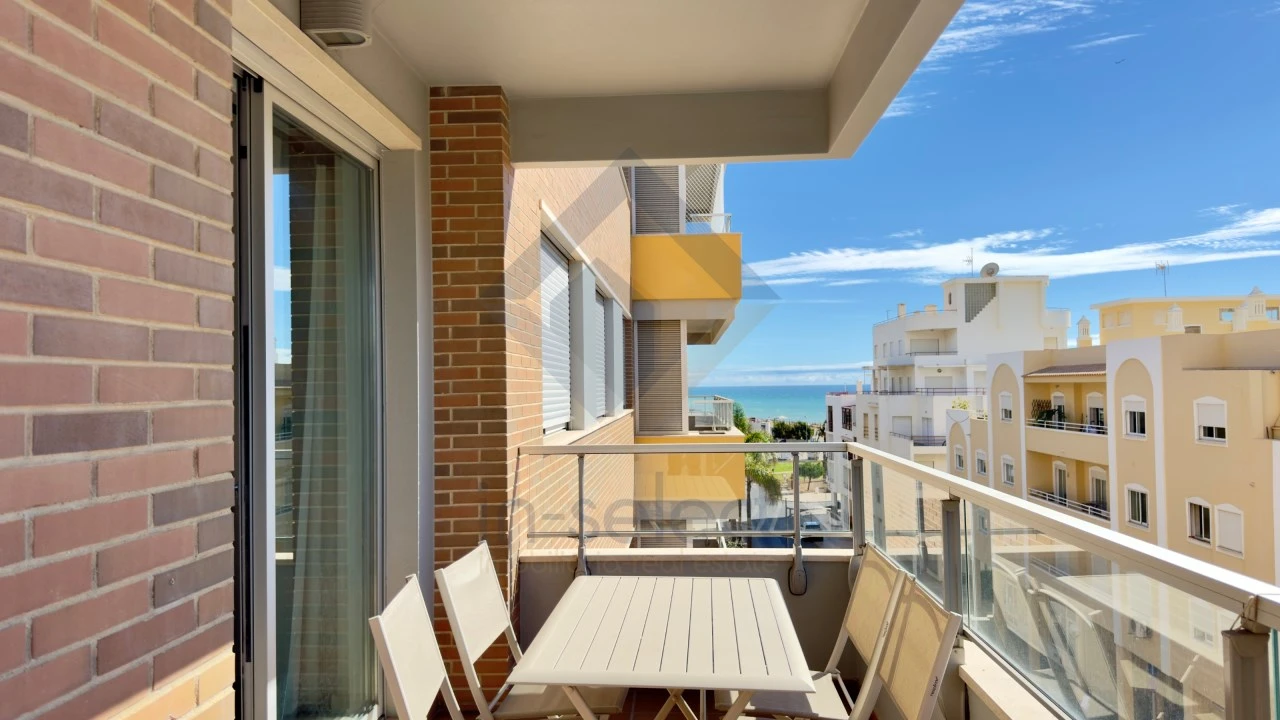 Apartamento T1 para Arrendamento em Quarteira Foto 1