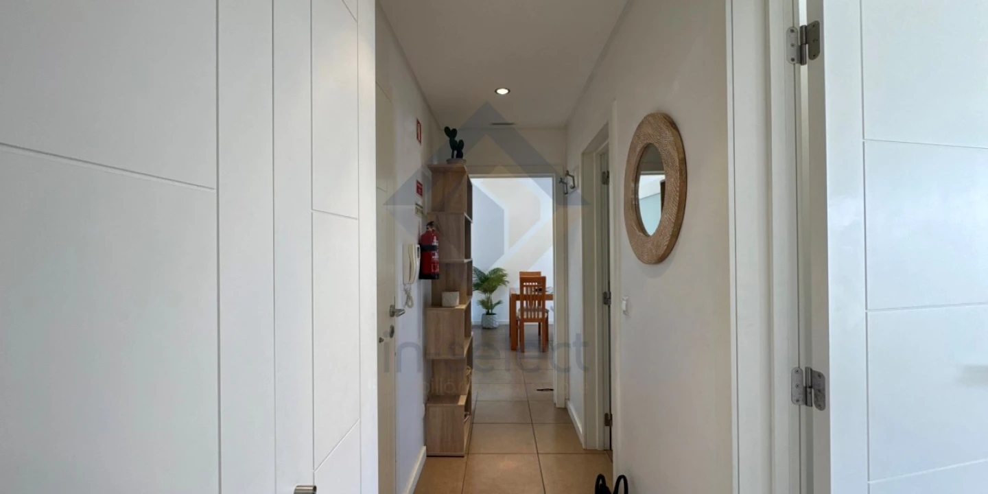 Apartamento T1 para Arrendamento em Quarteira Foto 11