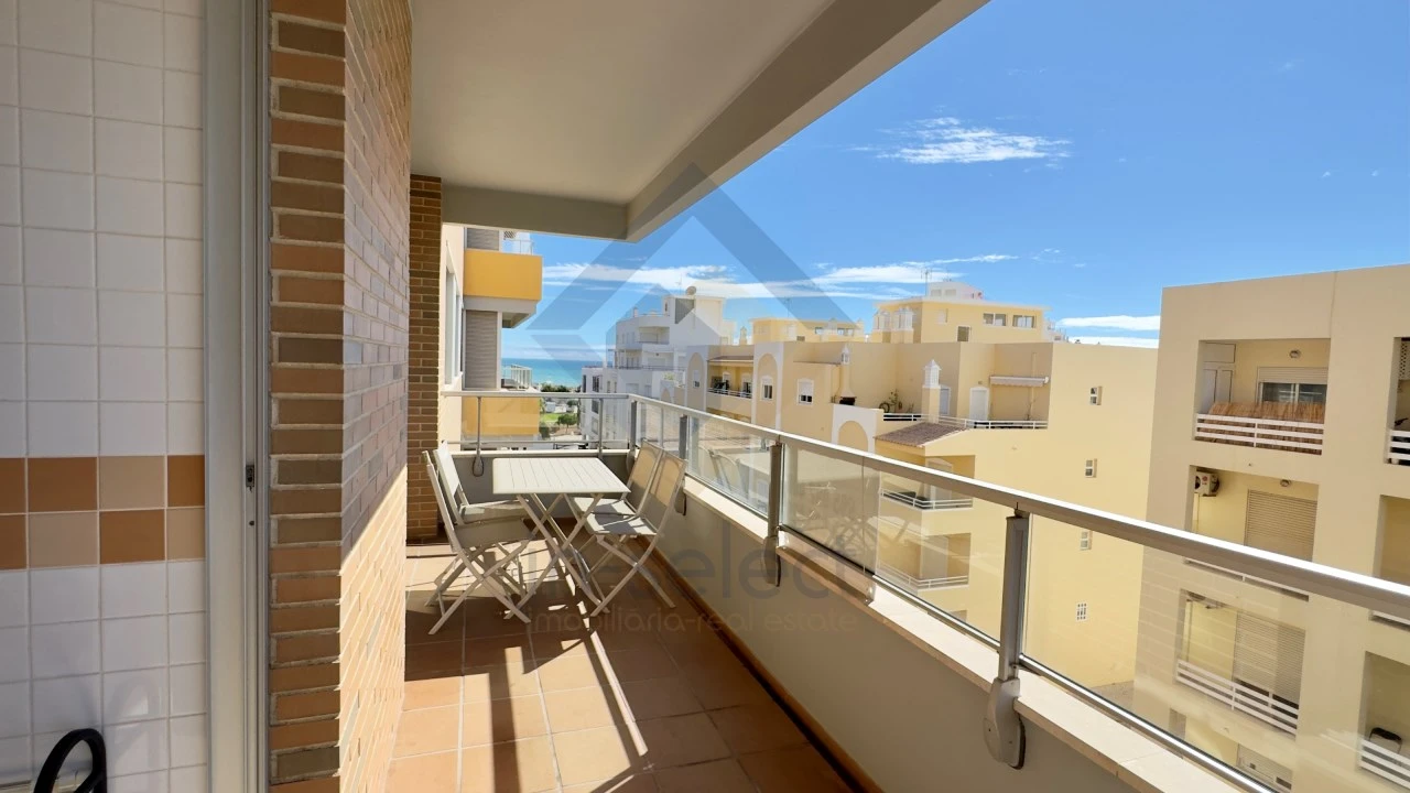 Apartamento T1 para Arrendamento em Quarteira Foto 20