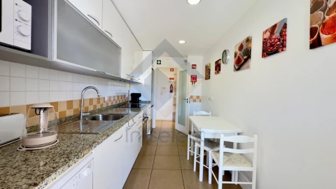 Apartamento T1 para Arrendamento em Quarteira