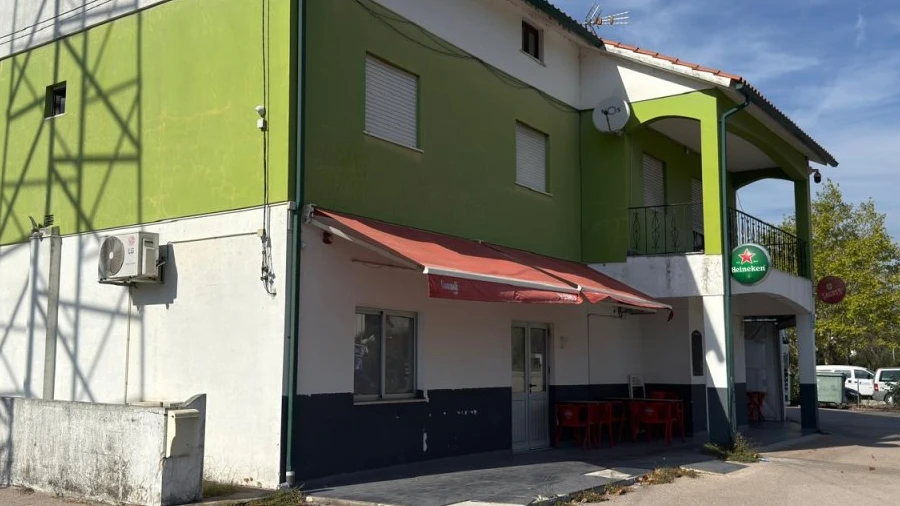 Moradia T5 para Venda em Souselas e Botão