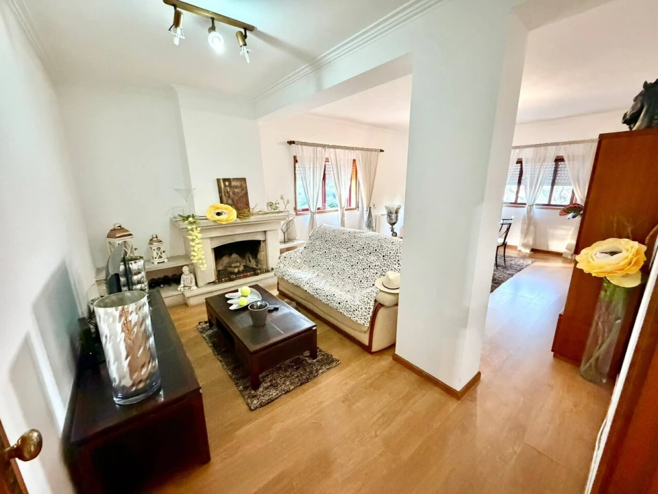 Apartamento T3 para Venda em Vilar de Andorinho Foto 7