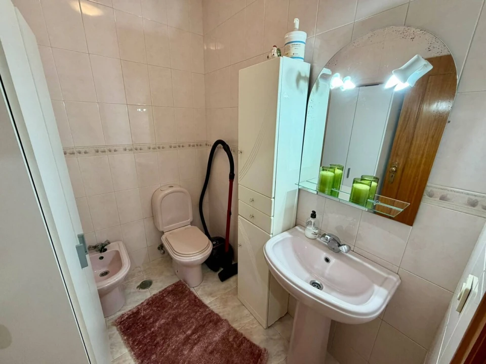 Apartamento T3 para Venda em Vilar de Andorinho Foto 11