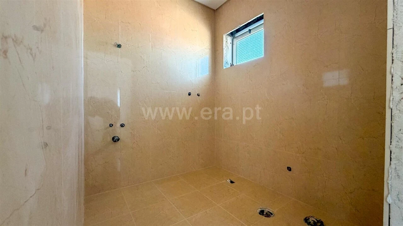 Moradia T5 para Venda em Penhalonga e Paços de Gaiolo Foto 19