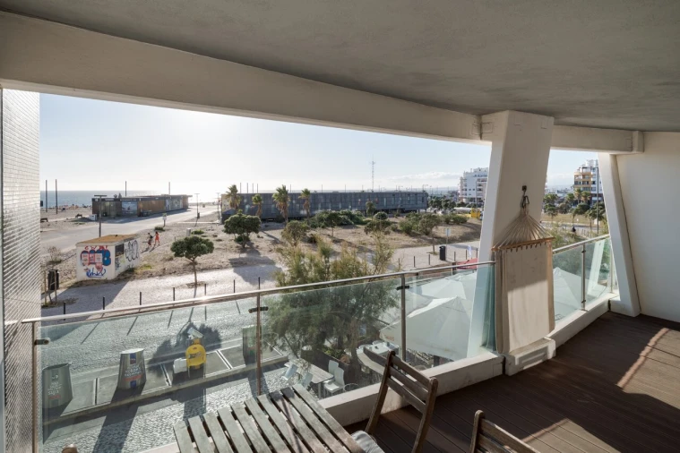 Apartamento T2 para Venda em Costa da Caparica Foto 3