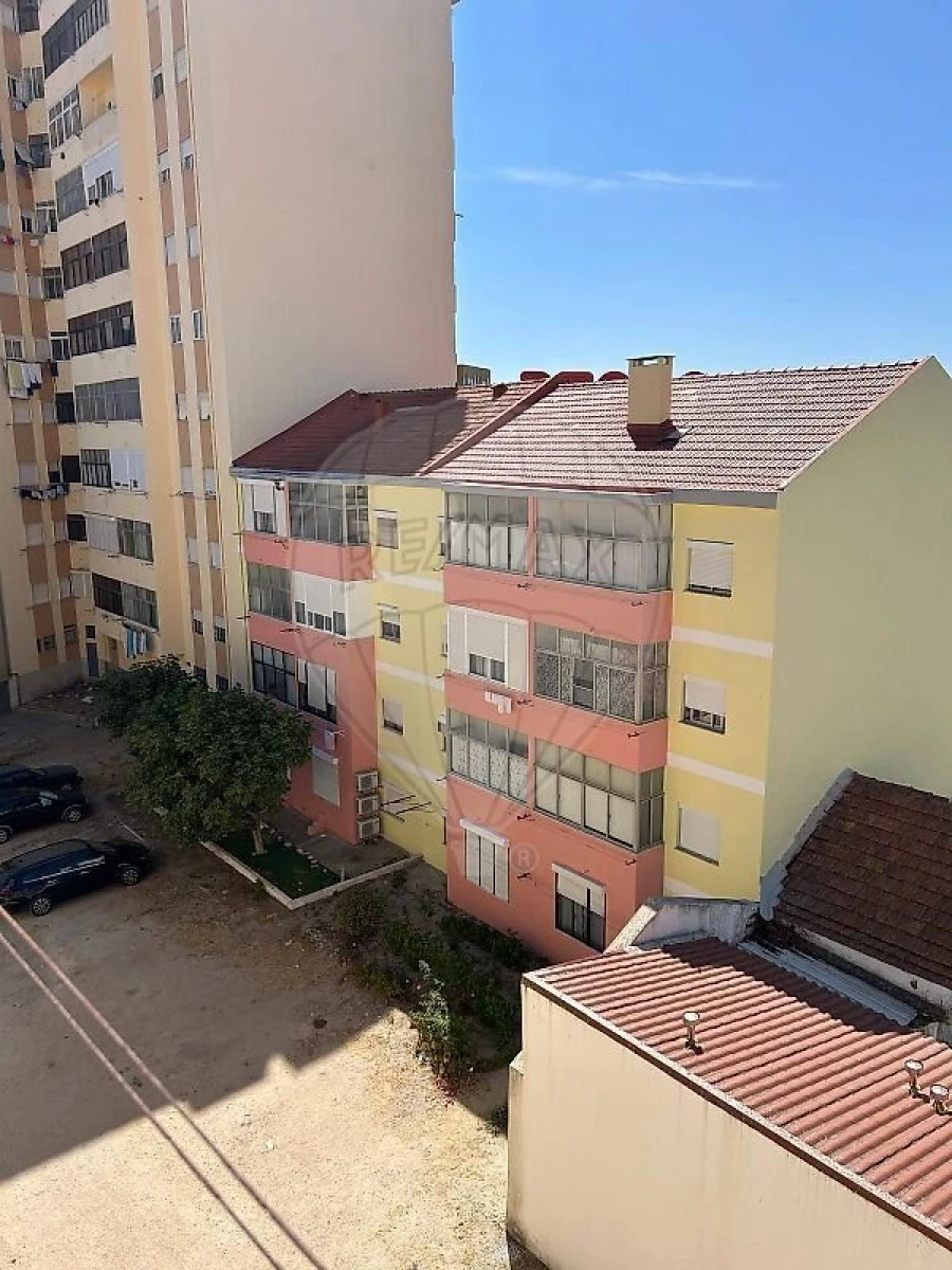 Apartamento T2 para Venda em Alto do Seixalinho, Santo André e Verderena Foto 13