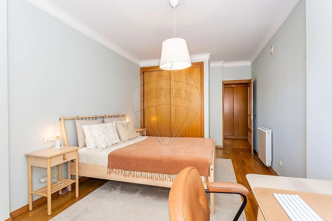 Apartamento T1 para Venda em Carnide Foto 17