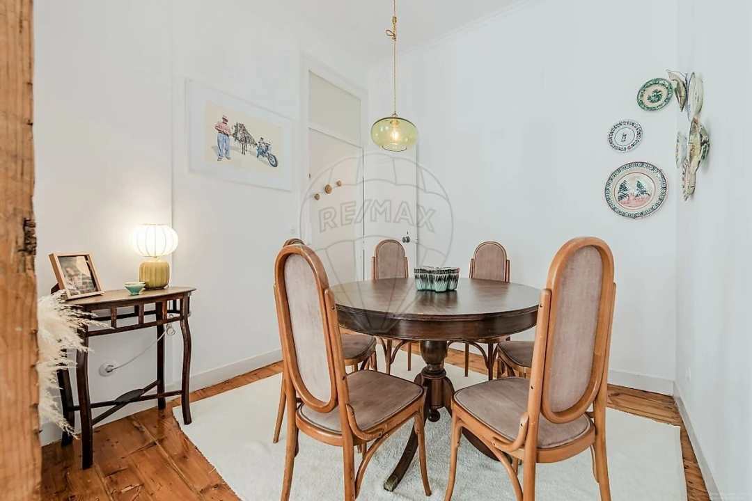 Apartamento T2 para Venda em Avenidas Novas Foto 8