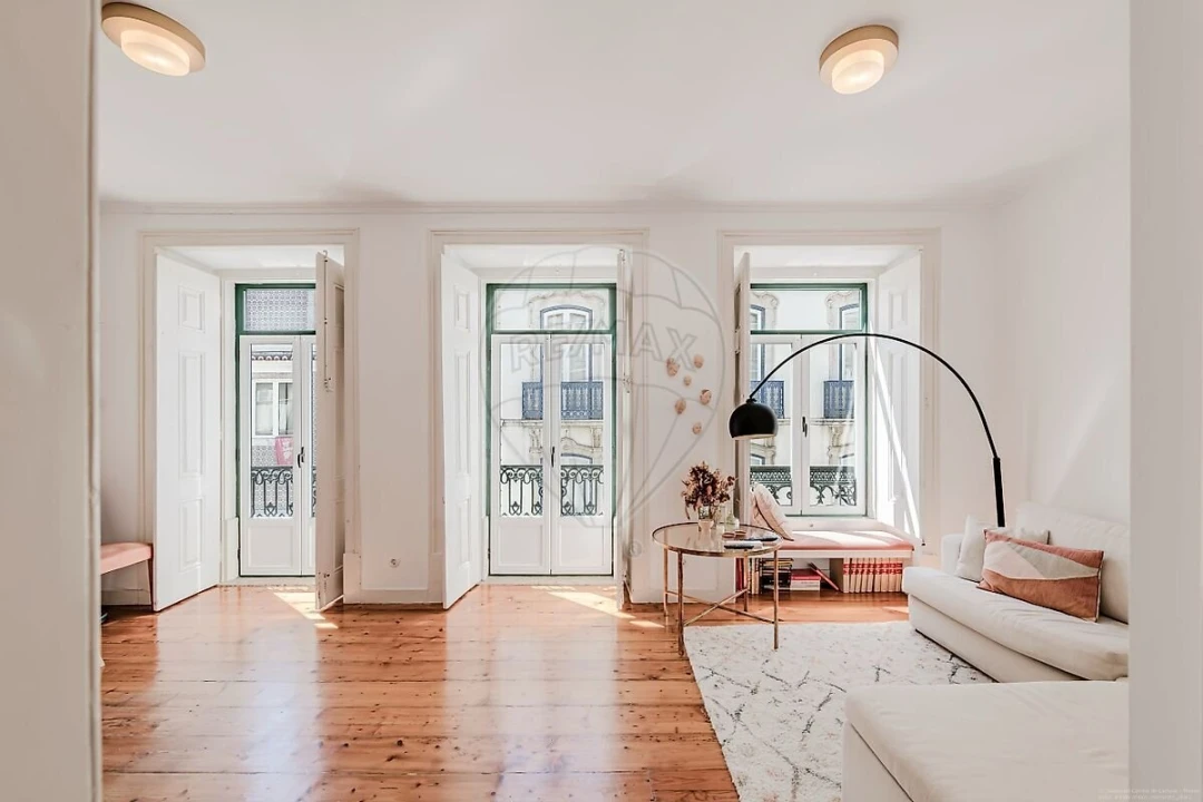 Apartamento T2 para Venda em Avenidas Novas Foto 4