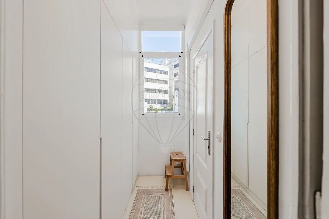 Apartamento T2 para Venda em Avenidas Novas Foto 12