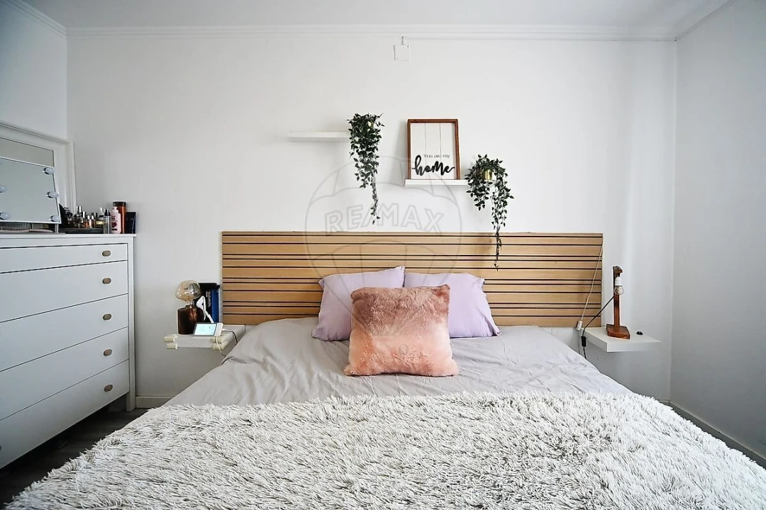 Apartamento T2 para Venda em Santo António dos Cavaleiros e Frielas Foto 6