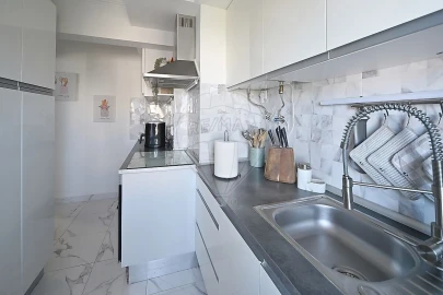Apartamento T2 para Venda em Santo António dos Cavaleiros e Frielas