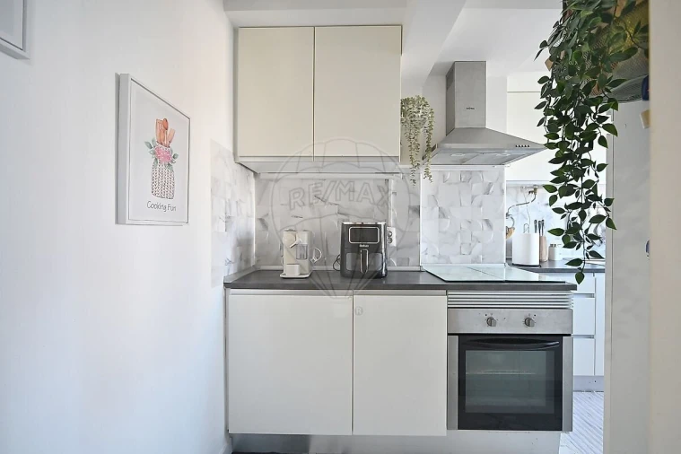 Apartamento T2 para Venda em Santo António dos Cavaleiros e Frielas Foto 17