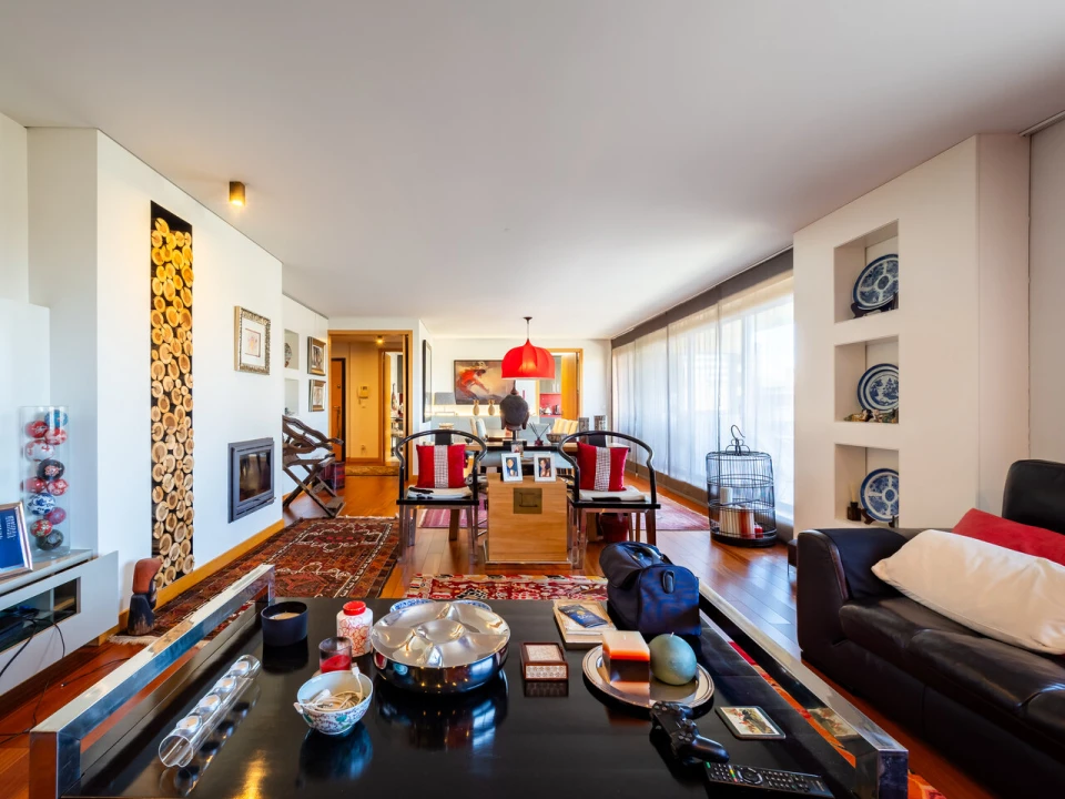 Apartamento T5 para Venda em Paranhos Foto 2